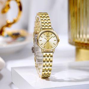 Reloj de Pulsera Minimalista Plateado para Mujer, con Correa de Acero Inoxidable, Esfera con Diseño de Rayos de Sol, Elegante Reloj de Cuarzo - Product Image 2