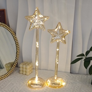 Set di 3 Stelle di Natale in Vetro Soffiato Dorate con LED Lampeggianti su Supporti per Decorazione Domestica Popolare - Product Image 2