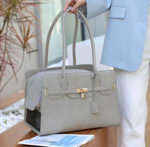 Şık moda çevre dostu <span class=keywords><strong>PU</strong></span> deri köpek evcil hayvan taşıyıcı 5kg nefes örgü paneli fermuar kapatma sırt çantası - Product Image 6