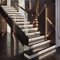 Escalier moderne aux normes australiennes, escalier intérieur avec marches en marbre et éclairage LED, escalier de luxe intérieur