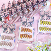 Faux ongles courts œil-de-chat en perles de verre, pré-dessinés, faits main, colorés, DIY, prêts à poser pour le nail art