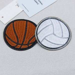 Patchs brodés tendance pour le sport (baseball, basketball, football) – à thermocoller sur casquettes de baseball, casquettes de camionneur, patchs en tissu - Product Image 2