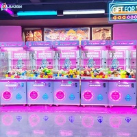 Servicio OEM de Fábrica JiaXin: Máquina de Garras Mini para Juguetes de Peluche, Construcción en Metal/Acrílico/Plástico, Potencia 250W-500W