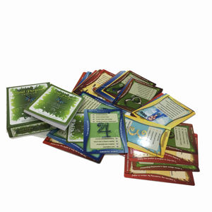 Boîte <span class=keywords><strong>de</strong></span> jeu personnalisée en usine, emballage en feuille, papier d'art imprimé, cartes à collectionner avec logo brodé pour les cartes - Product Image 3