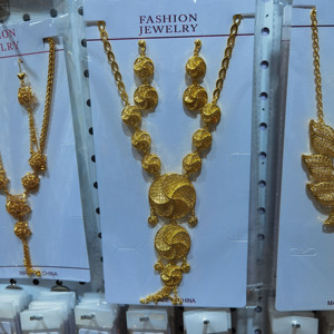 24k altın suudi arapça takı seti hint altın kolye küpe seti indirim afrika takı - Product Image 3