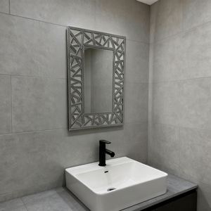 Espejo Rectangular Grande de Pared con Diseño Geométrico Plateado para Decoración de Interiores de Dormitorios, Baños y Hoteles - Product Image 6