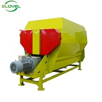 Machine TMR moderne, fiable et efficace pour l'épandage et l'alimentation des moutons lors des opérations agricoles quotidiennes