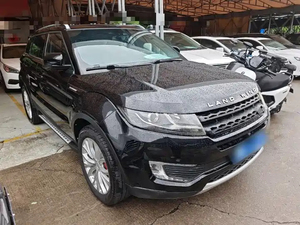 Landwind X7 2.0T 2016 de bajo kilometraje, SUV familiar compacto premium con techo panorámico, transmisión automática de 8 velocidades, usado para exportación urbana, en venta. - Product Image 6