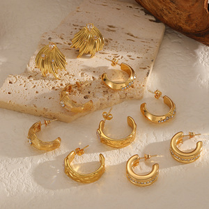 Pendientes de Aro con Forma de C y Pedrería, Chapados en Oro de 18k, Aleación de Zinc, Joyería de Fiesta para Mujer, Elegantes y a la Moda - Product Image 1