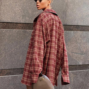 2025 otoño <span class=keywords><strong>mujer</strong></span> Casual suelta <span class=keywords><strong>camisa</strong></span> de manga larga Retro americano rojo escocés Plaid diseño antiguo algodón conejo poliéster - Product Image 4