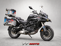 Moto de tourisme aventure Benelli TRK502 500cc à double cylindre parallèle refroidi par eau avec ABS