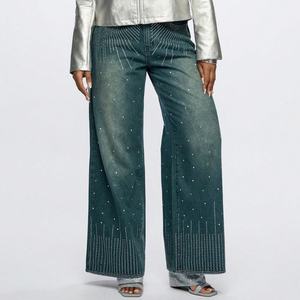 Fabricants de vêtements sur mesure, pantalons en denim streetstyle personnalisés, jeans baggy brillants entièrement ornés de strass pour femmes - Product Image 1
