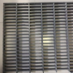 Panneau de <span class=keywords><strong>grille</strong></span> en <span class=keywords><strong>plastique</strong></span> renforcé de fibre de verre antidérapant isolé couvercle de boîte de sous-station couverture de gouttière pont quai <span class=keywords><strong>grille</strong></span> coupe - Product Image 3