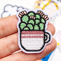 Mignon mini patchs d'animaux brodés transfrontaliers jaune canard hibou petite taille toile PVC ordinateur broderie sur tissu