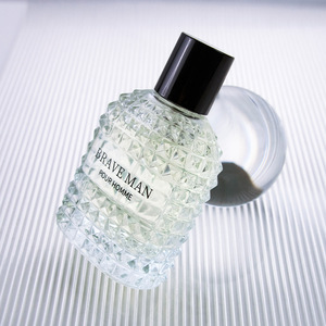 <span class=keywords><strong>Profumo</strong></span> da Viaggio per Uomo Brave Men di Zhejiang con Note Agrumate e Ananas, Fragranza Leggera e Duratura, Vendita all'Ingrosso - Product Image 2