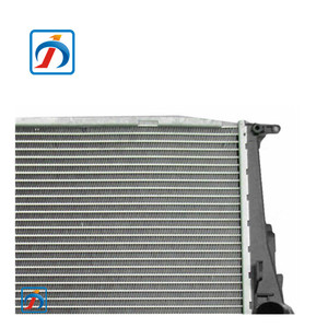 Pour BMW E87 1 17117559273 Radiateur de refroidissement Série Pièces d'origine haut de gamme - Product Image 3