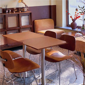Table de salle à manger minimaliste de style bois de charpente, inspirée de l'océan, pour restaurant occidental, tables commerciales pliantes carrées couleur noyer - Product Image 2