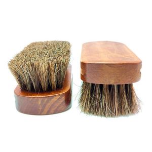Cepillo de Limpieza Textil con Mango de Madera Natural para Zapatos - Product Image 4