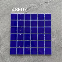 Foshan marque carré glace craquelée vert mosaïque en céramique 48x48mm fantaisie bleu foncé conceptions étanche à l'eau luxe hôtel piscine carrelage