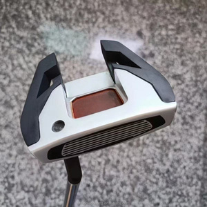 Putter d'équilibre automatique de golf Big Black Fire Chipper Putter avec œuvre d'art forgée <span class=keywords><strong>Maillet</strong></span> portable comprenant un couvre-chef de sac de golf - Product Image 3