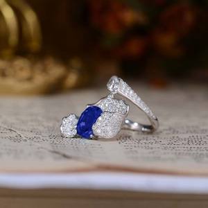 Bague en saphir bleu royal 2 carats pour homme, bijoux punk en pierres précieuses cultivées en laboratoire - Product Image 4