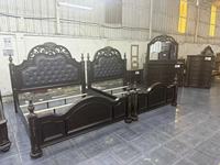 Ensemble de chambre classique américain en bois massif, fabriqué au Vietnam, avec lit de rangement, table de chevet, commode et miroir, mobilier de maison en gros GHD27