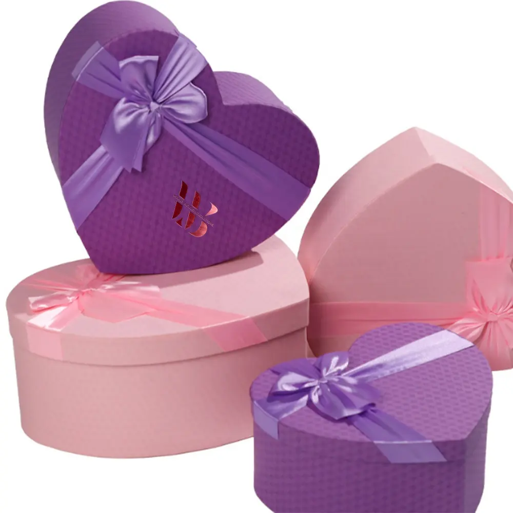 กล่องของขวัญรูปหัวใจสีชมพูม่วงดีไซน์แฟนซีสำหรับบรรจุภัณฑ์ช็อกโกแลตดอกไม้พร้อมริบบิ้น