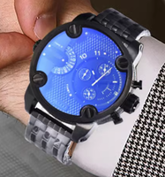 Montres en acier étanches avec calendrier, chronomètre et GMT, design d'usine et personnalisation par lots, mouvement japonais similaire, pour marque privée