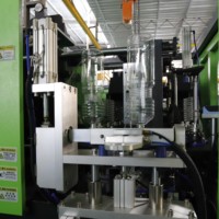 Machine de fabrication de bouteilles PET non standard entièrement automatique LONES 800BPH, chargeur de préformes 1500ml-5L, pompe 1 cavité personnalisable