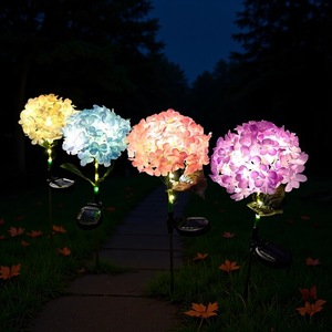Lampes solaires en forme de fleurs d'hortensia, 15 LED, étanches, pour jardin extérieur, allée, lampe décorative, corps en plastique, contrôle par capteur de lumière - Product Image 1