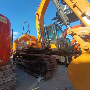 Pelle sur chenilles Sany 13.5 tonnes d'occasion Modèle 2022 Engrenage et moteur inclus Stabilité hydraulique Excellente condition - Product Image 4