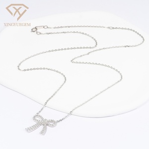 Collier pendentif nœud papillon en argent sterling 925 de haute qualité, design tendance, avec moissanite taille brillant rond - Product Image 2