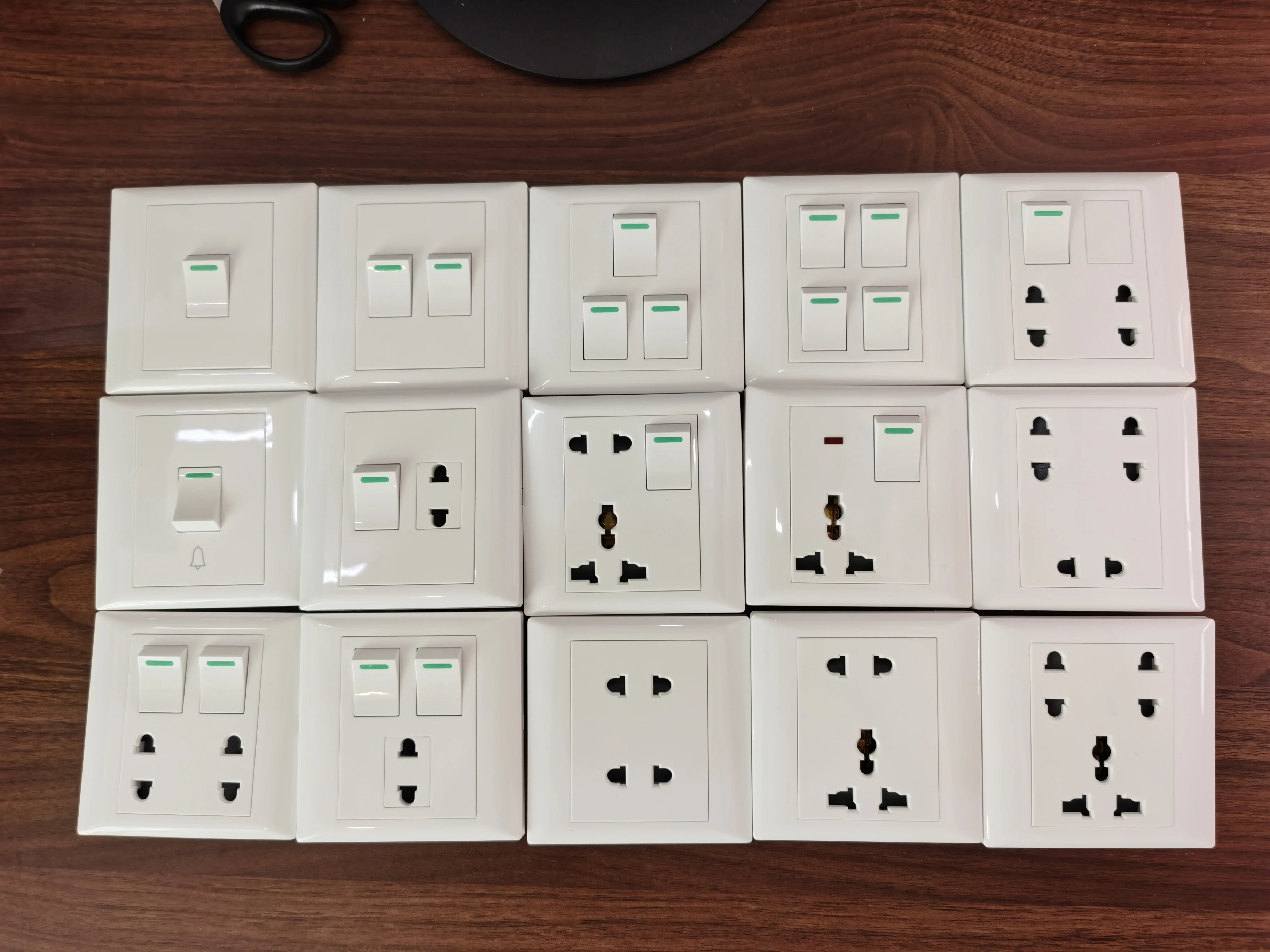 Cambodia Electrical 5pin Universal Wall Sockets And Switches Buy 5