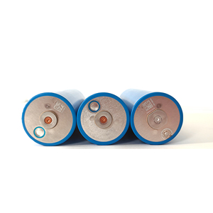 Batería cilíndrica LiFePO4 de 3.2V 15Ah 20Ah, celdas 33135 40135, 2500 ciclos, Grado A, para sistema de energía solar para triciclos y alumbrado público. - Product Image 4