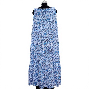 Camiseta sin mangas de punto con cuello en V para mujer, 100% algodón ecológico, transpirable, lavable, con botones, cómoda, floral, para verano - Product Image 1