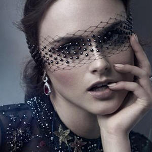 Velo da Sposa con Perline a Gabbia di Cristallo e Rete Nera, Accessori per Capelli - Product Image 1