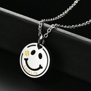 Collier pendentif en acier inoxydable « Cool Smile Anger » pour hommes et femmes, rond, argenté, poli miroir, bijoux hip-hop tendance, cadeaux - Product Image 3