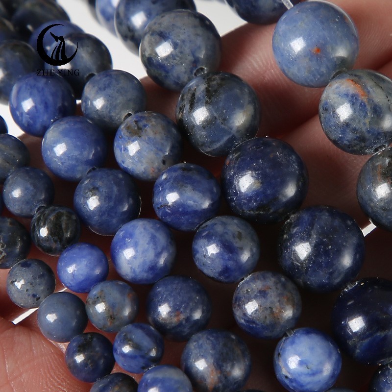 17.Sodalite bleu foncé