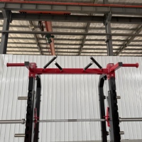 Rack de musculation commercial Smith Machine Power Cage 75x75mm en tube d'acier de 3mm avec barre de traction, Landmine, crochets en J et bras pour salle de sport CE ISO OEM