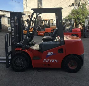 Chariot élévateur diesel HELI Heli 30 d'occasion, 3 tonnes, 1,5 mètre, avec garantie d'un an et pneus pleins - Product Image 3