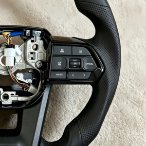 Volante de Cuero para Toyota Hilux Supra Mk5 Gr Corolla Gr86 Camry Land Cruiser Fortuner <span class=keywords><strong>Gt86</strong></span> Lc300 Fj Cruiser Lc200 - Product Image 5