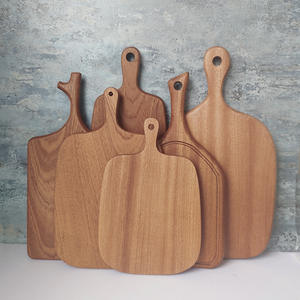 Planche à découper en bois massif pour la cuisine, durable, antidérapante, planche à découper moderne en bois, artisanat en bois - Product Image 4