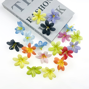 Cabezas de flores simuladas de colores, 5cm de diámetro, para horquillas DIY, decoraciones de boda, accesorios de fotografía para el hogar - Product Image 1