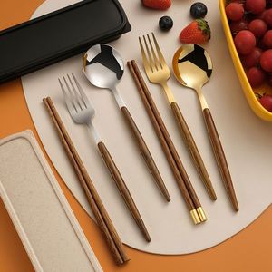 ชุดช้อนส้อมตะเกียบสแตนเลสพกพา ลายไม้ ดีไซน์สร้างสรรค์ สำหรับปิกนิก 3 ชิ้น - Product Image 3