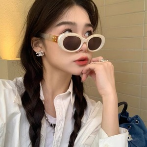 2024 nuevas Mini <span class=keywords><strong>gafas</strong></span> <span class=keywords><strong>de</strong></span> <span class=keywords><strong>sol</strong></span> UV400 <span class=keywords><strong>económicas</strong></span> <span class=keywords><strong>de</strong></span> clase alta <span class=keywords><strong>para</strong></span> <span class=keywords><strong>mujer</strong></span>, montura <span class=keywords><strong>de</strong></span> PC blanca y negra, <span class=keywords><strong>gafas</strong></span> <span class=keywords><strong>de</strong></span> <span class=keywords><strong>sol</strong></span> con protección UV a la moda con estilo - Product Image 6