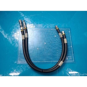 PUSH-LOK 831-8 Manguera Recta de Conexión Rápida, Origen EE. UU., Usada, Piezas de Equipos Semiconductores Legacy - Product Image 1