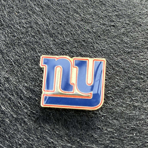 Spilla in metallo smaltata NFL di tendenza, con logo della squadra di football americano Oakland Raiders, distintivo sportivo - Product Image 6