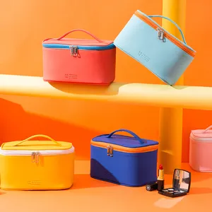 Bolsas de cosméticos de gran capacidad, bolsa de maquillaje impermeable de PU, venta al por mayor