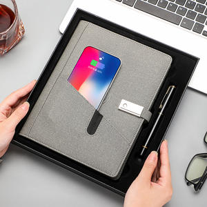 Set de portátil con carga inalámbrica, batería externa personalizada con unidad USB, cuaderno de negocios de hojas sueltas con posibilidad de imprimir logotipo - Product Image 3