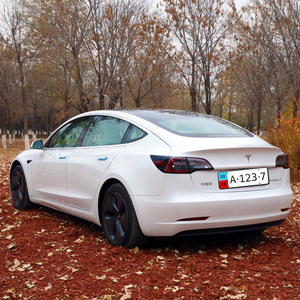 2025 Tesla modello <span class=keywords><strong>3</strong></span> auto elettrica 675KM quattro porte e cinque posti auto elettriche di lusso in vendita - Product Image 3